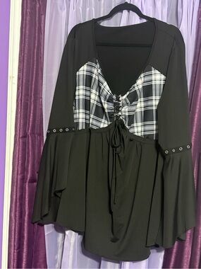 SHEIN Black Top with Black & White Plaid Bust